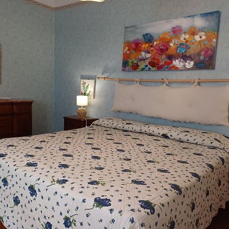 Casa Vacanze Amelia 菲耶索莱 外观 照片